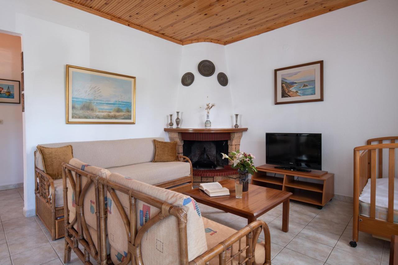 Villa Isabella Toróni Kültér fotó